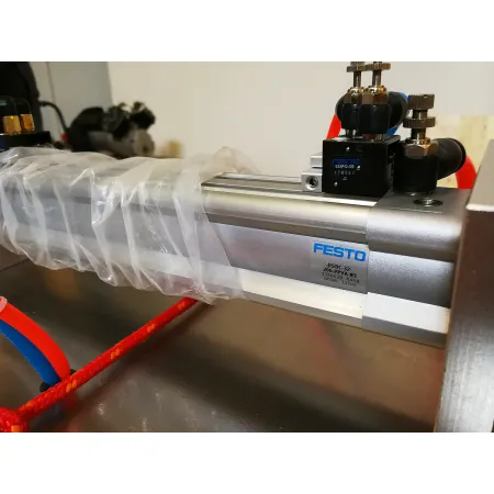 Półautomatyczna dozownica jednotłokowa